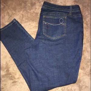 Loop 18 Women’s Plus Size 20 Skinny Jeans